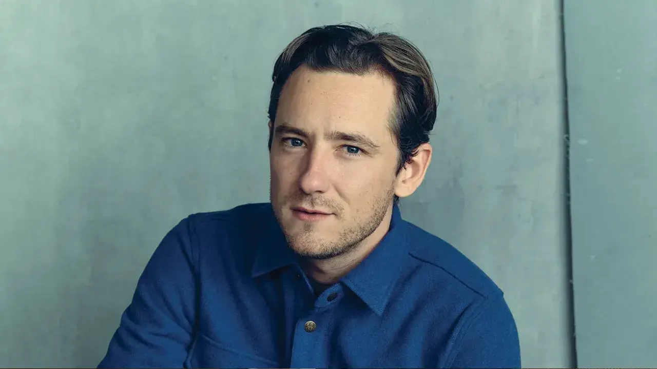 Lewis Pullman 