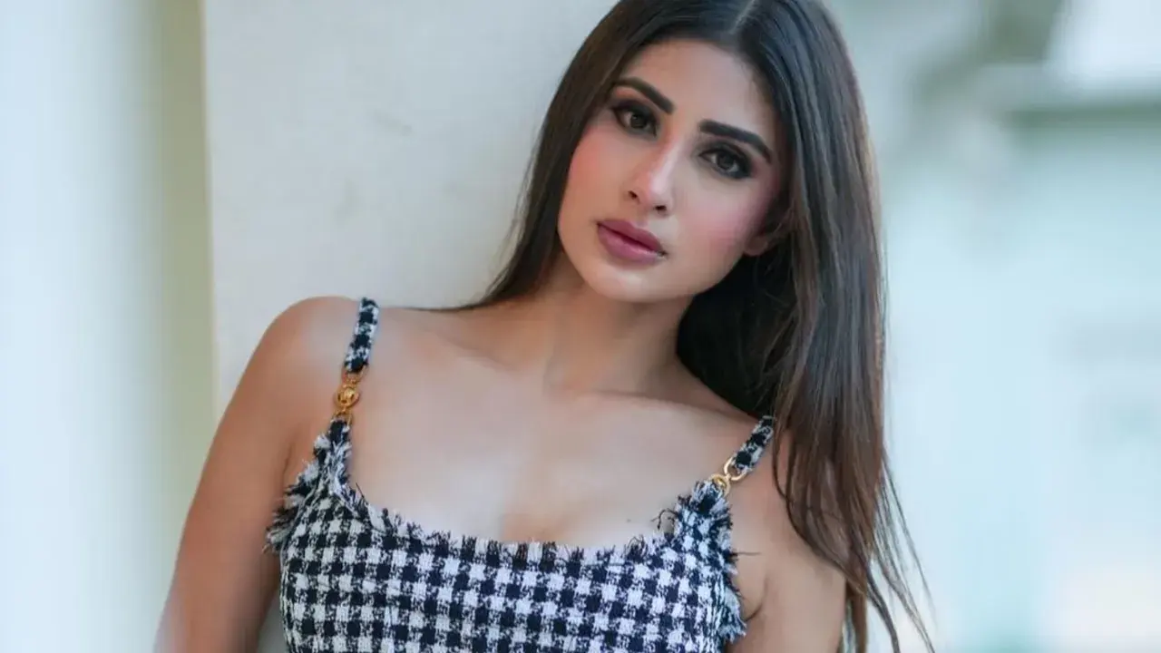 Mouni Roy	