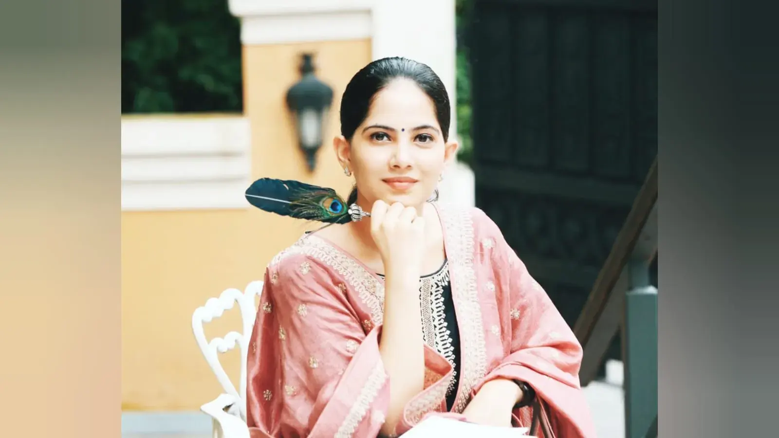 Spiritual speaker Jaya Kishori debuts as author with It's Okay, aims to bring peace