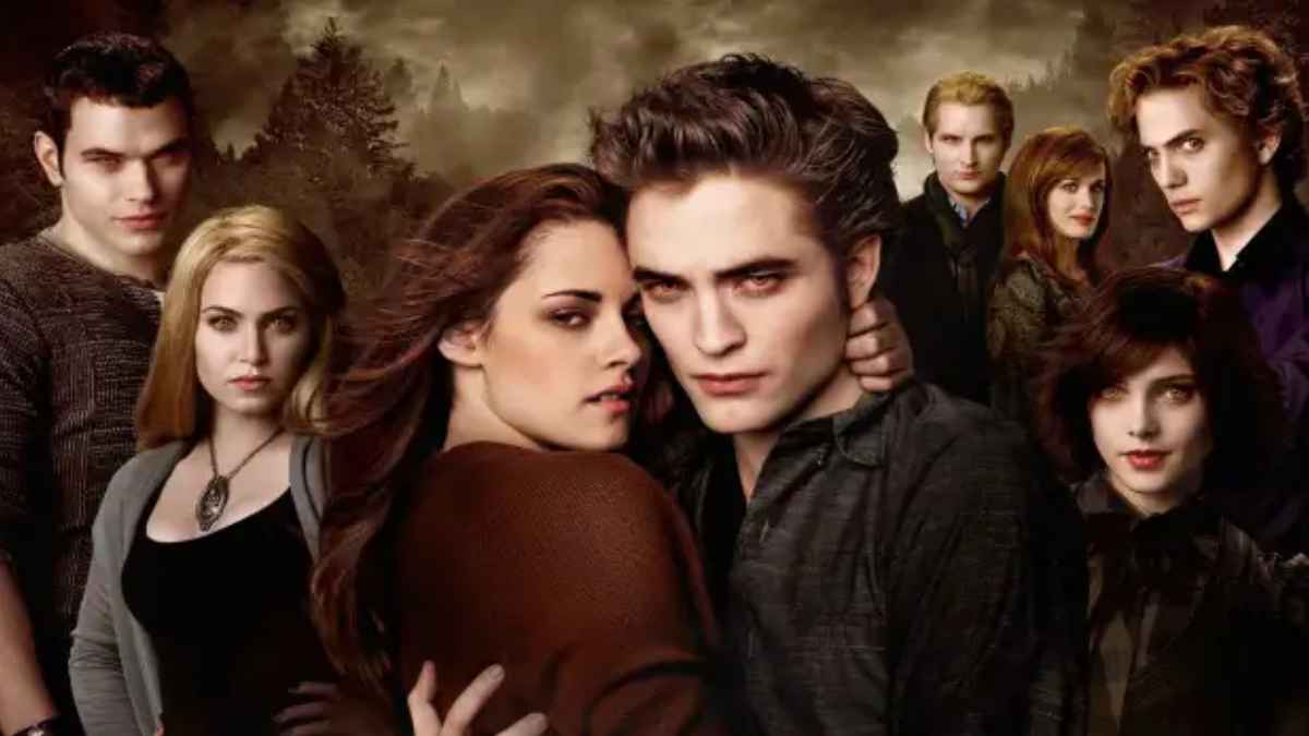 Stephanie Meyer’s YA romance Twilight series to get a web series adaptation!