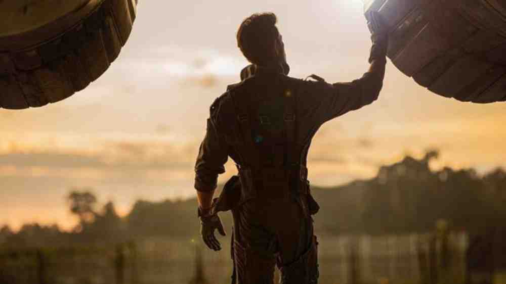 Hrithik Roshan Unveils Thrilling Still from “Fighter” Movie, Ignites Excitement Among Fans