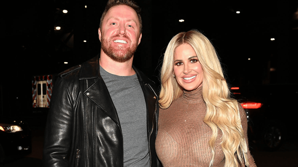 Real Housewives of Atlanta's Kim Zolciak and Kroy Biermann's Divorce Drama Reaches Boiling Point: From Love to Loathe!