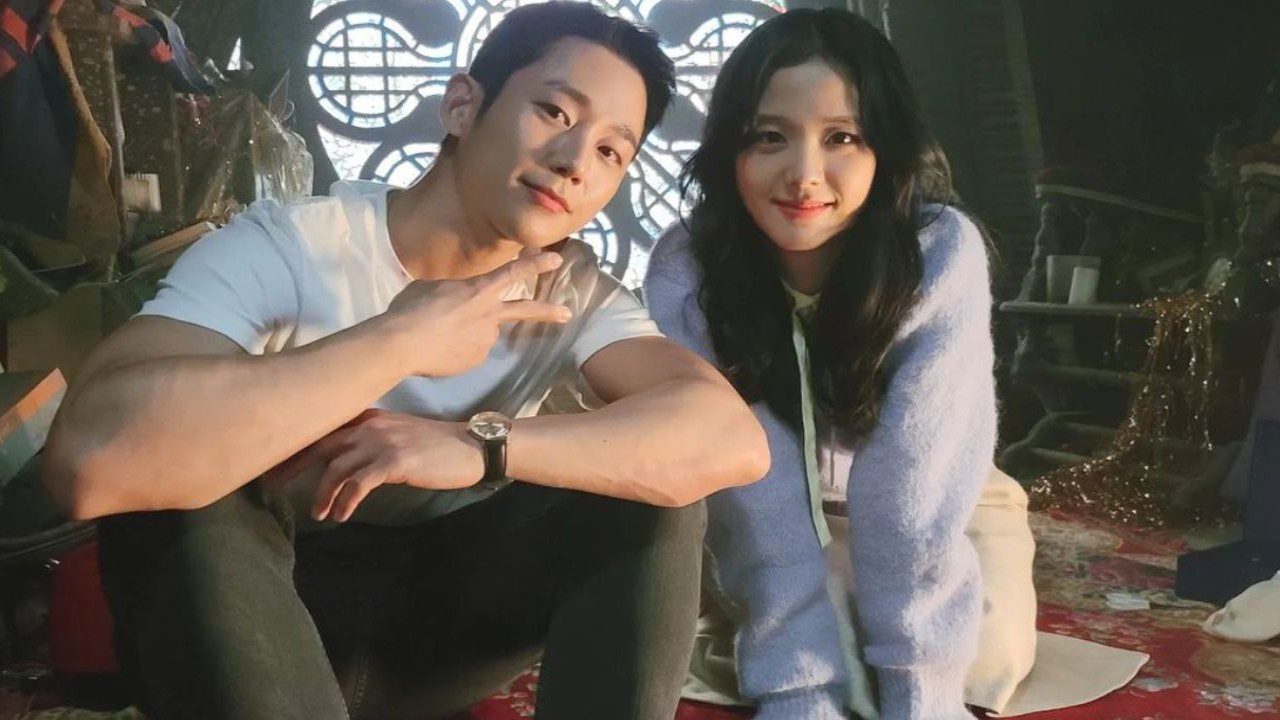 BLACKPINK's Jisoo and Jung Hae In are back together! SNOWDROP couple to Reunite.