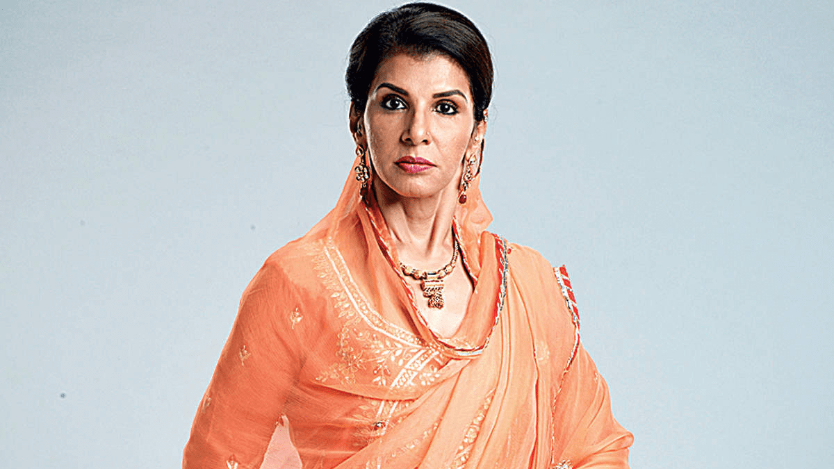 Anita Raj (Actress) Wiki, Age, Biography, Boyfriend, Family, Lifestyle ...