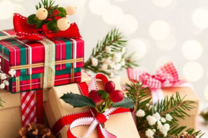 10 Thoughtful Christmas Gift Ideas to Spread Holiday Cheer