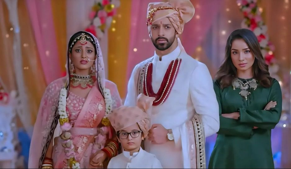 Main Hoon Saath Tere: Aryaman Gives Janvi A Gun, Asks Her To Shoot Him